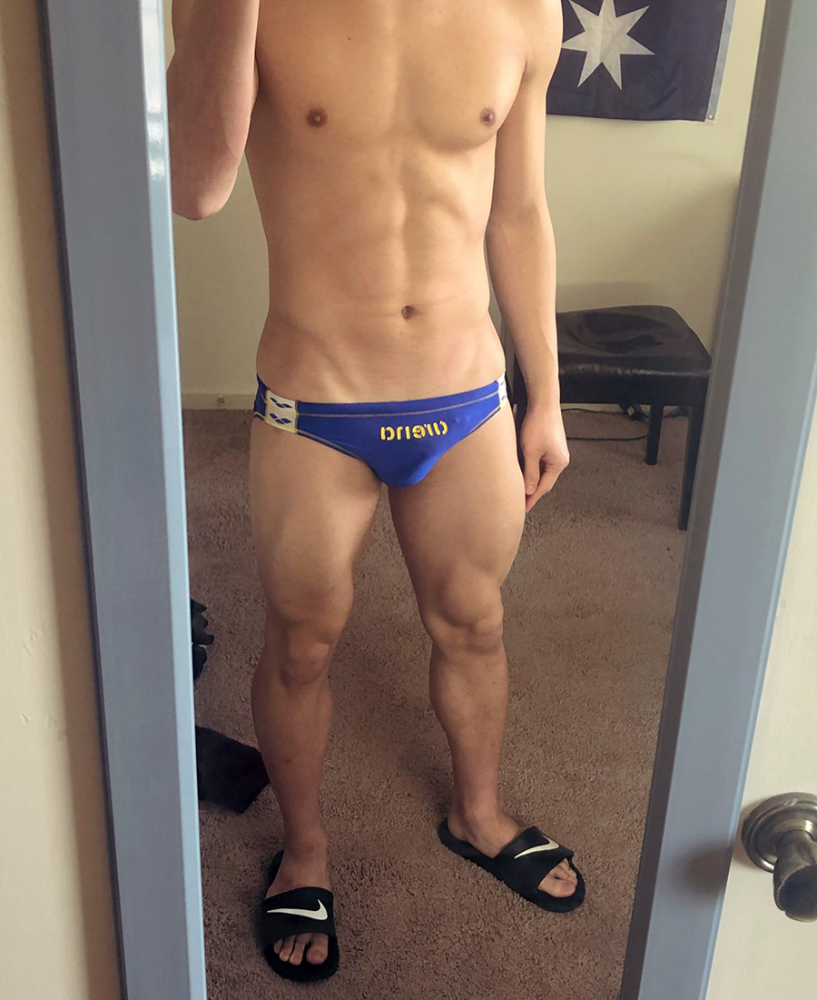 Click for more speedo photos.