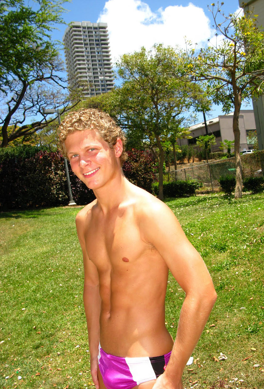 Hawaii Speedo Student