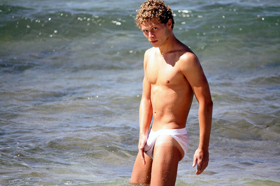 Hawaii Speedo Student